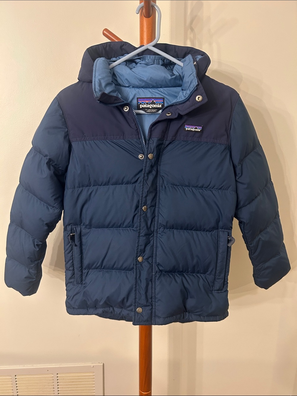 Patagonia Kids Two-Tone Navy Blue Puffer Jacket